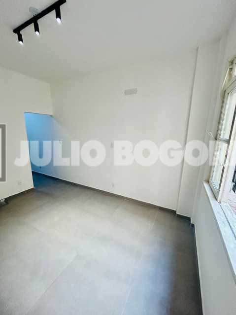 Conheça 2. do imóvel - Flamengo apartamento residencial conjugado vaga escritura reformado desocupado fundos portaria 24hs - JBF17025 - 2 2. - 2