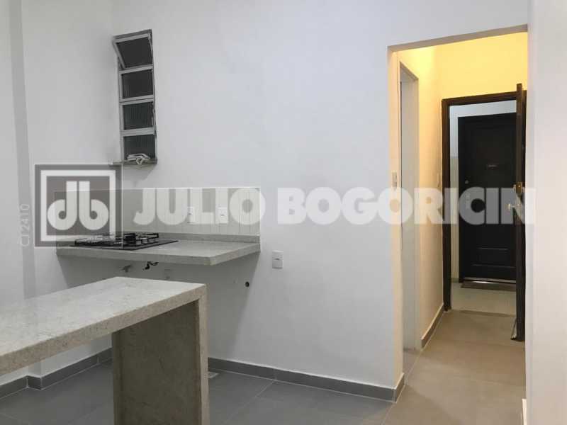 Conheça 7. do imóvel - Flamengo apartamento residencial conjugado vaga escritura reformado desocupado fundos portaria 24hs - JBF17025 - 7 7. - 7