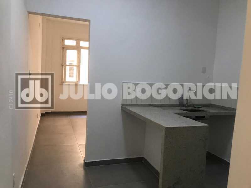 Conheça 8. do imóvel - Flamengo apartamento residencial conjugado vaga escritura reformado desocupado fundos portaria 24hs - JBF17025 - 8 8. - 8