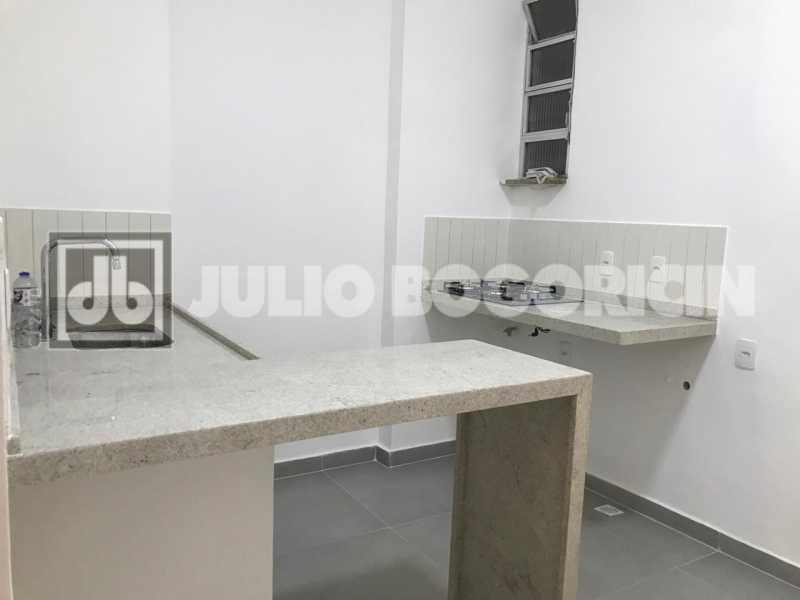 Conheça 9. do imóvel - Flamengo apartamento residencial conjugado vaga escritura reformado desocupado fundos portaria 24hs - JBF17025 - 9 9. - 9