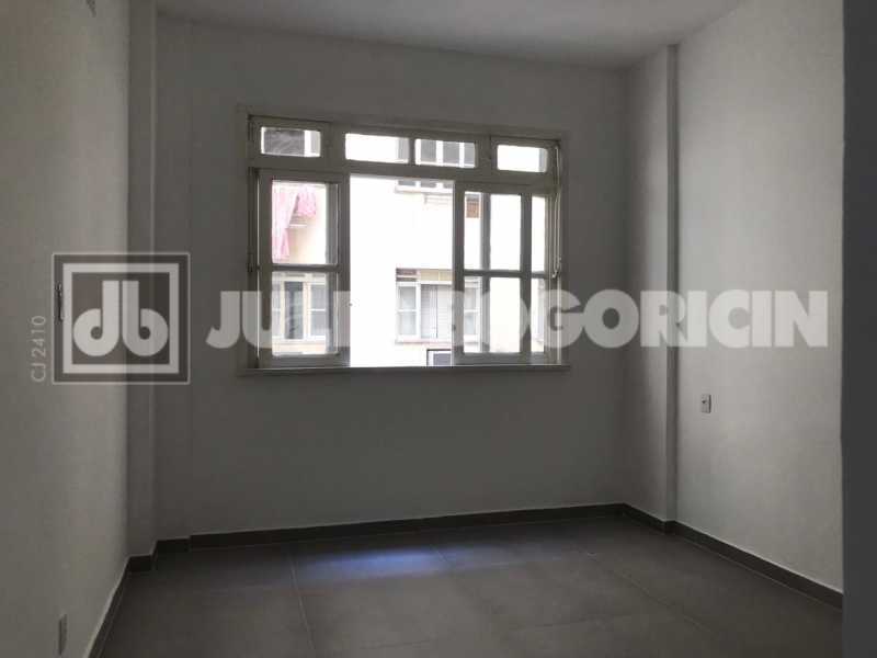 Conheça 17. do imóvel - Flamengo apartamento residencial conjugado vaga escritura reformado desocupado fundos portaria 24hs - JBF17025 - 17 17. - 17
