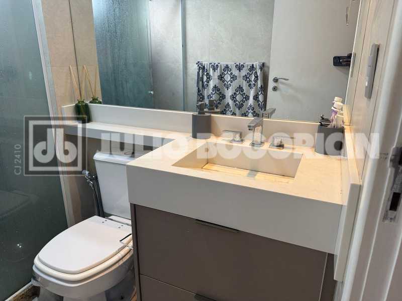 1d55e41b-b468-41d5-979c-1f6b49 - 5