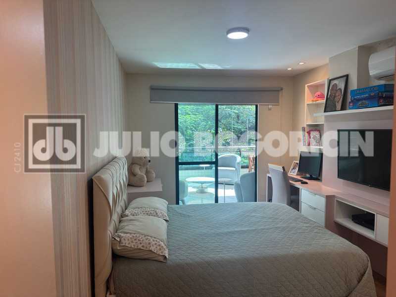 a6a8f245-62c5-443b-8c7b-38cc40 - 16