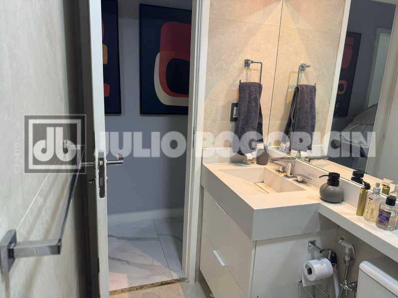 c8acc74a-5464-46c7-9574-6cb742 - 22