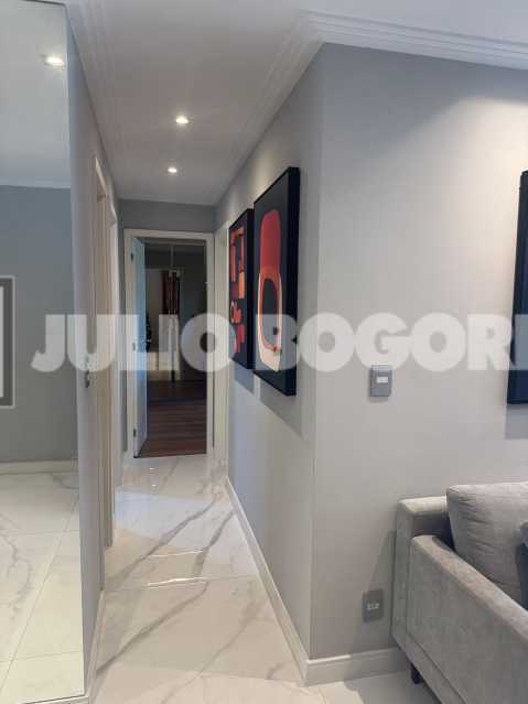 e0694f96-d3b9-4355-9c97-f12ca0 - 27