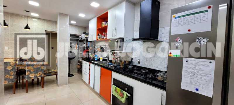 3dd6cb12-7e90-496c-9ce8-66ff19 - 4