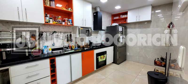 4f96bc83-5bab-4bb8-aa54-9b3e34 - 5