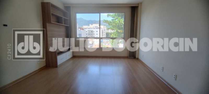 Conheça 7 do imóvel - Excelente apartamento, 3 quartos (1 suíte), dependências completas, vaga de garagem escriturada. Oportunidade!! - JBT305405 - 7 7 - 7