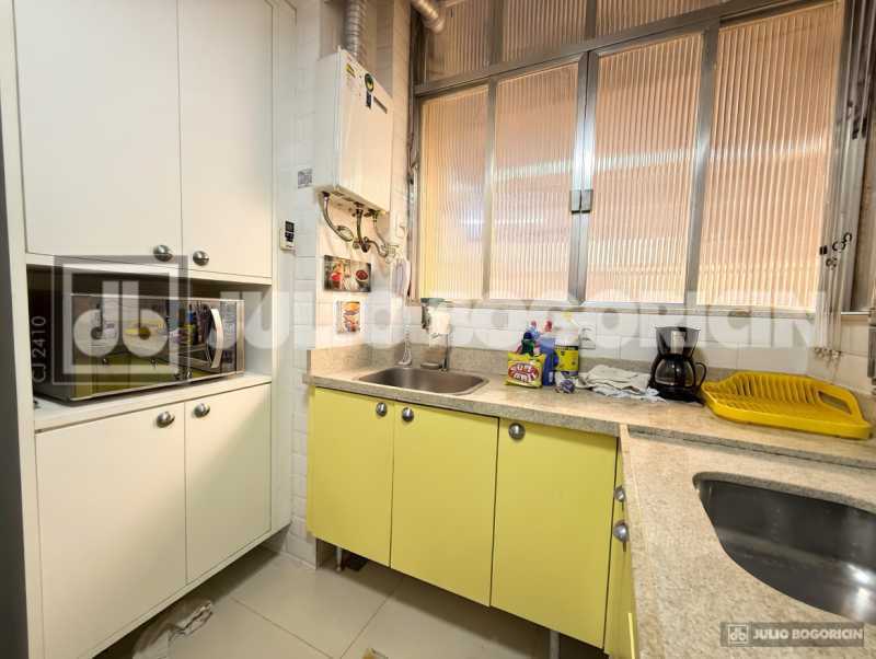 Conheça 24 do imóvel - Apartamento a venda na Rua Constante Ramos (entrar e morar) - JBC200017 - 24 24 - 24