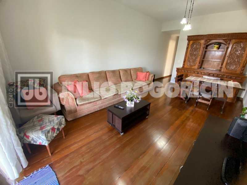 2ed02cb9-0f9e-4980-9935-7334b0 - 2