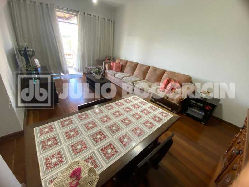 030c7ca7-def5-4cd6-80d1-81e36a - 4