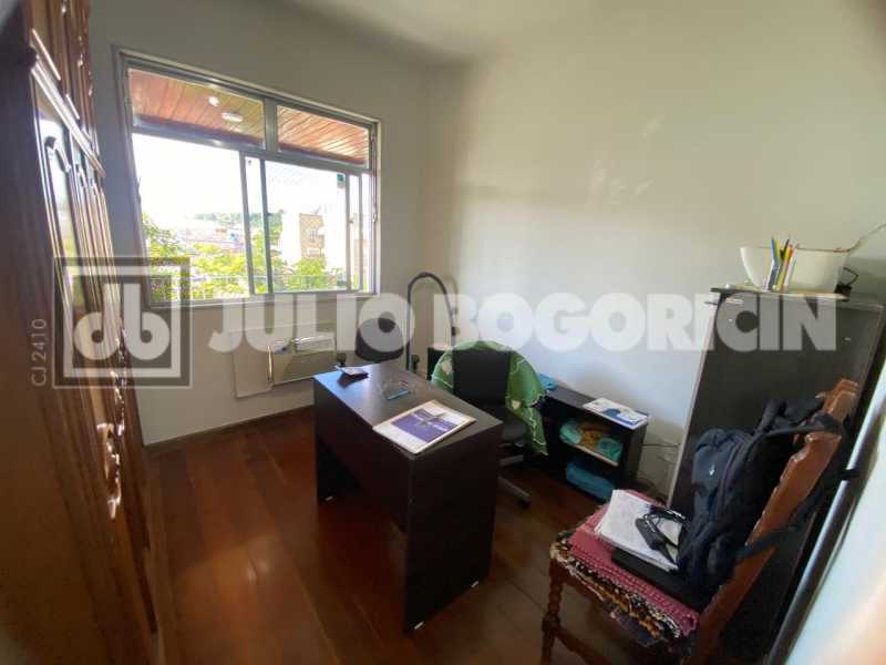 e929408a-2bfa-4a54-bb1d-3f02eb - 11