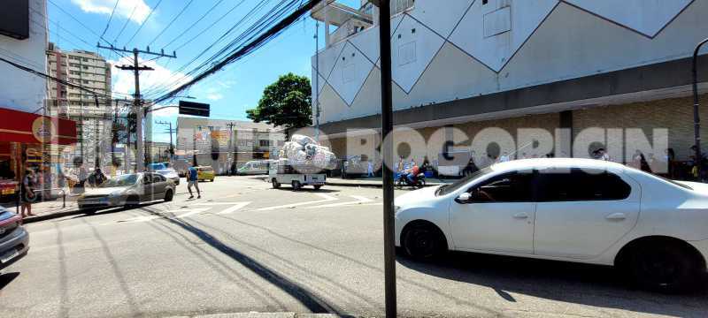 708a9519-8072-47ff-b190-71daa3 - 12