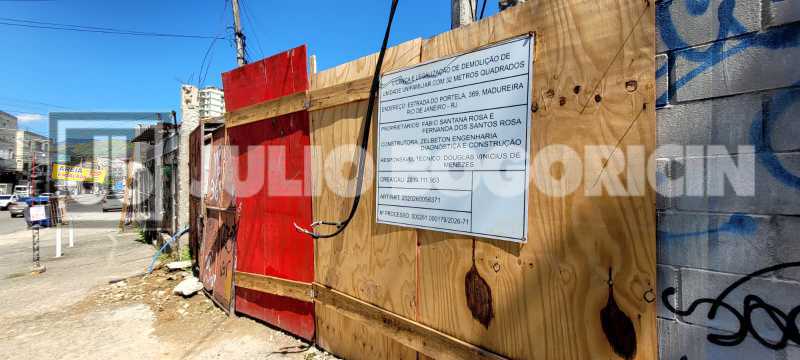 e59664c7-bbf9-4618-8862-ed61ab - 24