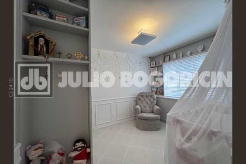 fb18b493-a1fd-43a2-a30f-0b8d38 - 14