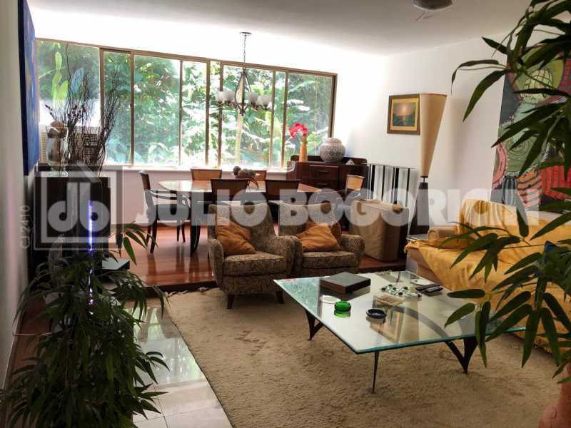Conheça 01gavea3quartossuitedeps1vagaj do imóvel - Vista para o verde - 3 Quartos - Suite - Dependências de serviço - 1vaga de garagem - JBIPA38162 - 2 01gavea3quartossuitedeps1vagaj - 2