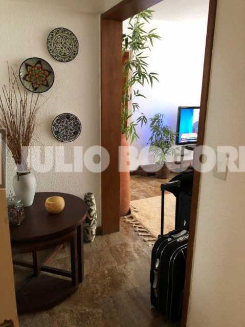 Conheça 06gavea3quartossuitedeps1vagaj do imóvel - Vista para o verde - 3 Quartos - Suite - Dependências de serviço - 1vaga de garagem - JBIPA38162 - 6 06gavea3quartossuitedeps1vagaj - 6