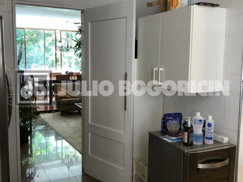 Conheça 21gavea3quartossuitedeps1vagaj do imóvel - Vista para o verde - 3 Quartos - Suite - Dependências de serviço - 1vaga de garagem - JBIPA38162 - 20 21gavea3quartossuitedeps1vagaj - 20