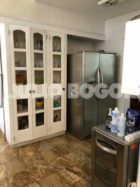 Conheça 22gavea3quartossuitedeps1vagaj do imóvel - Vista para o verde - 3 Quartos - Suite - Dependências de serviço - 1vaga de garagem - JBIPA38162 - 21 22gavea3quartossuitedeps1vagaj - 21