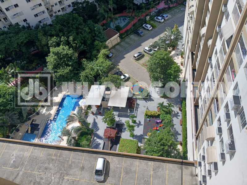 0b5f8cd1-aeb7-4f92-9cb0-b956ac - 1