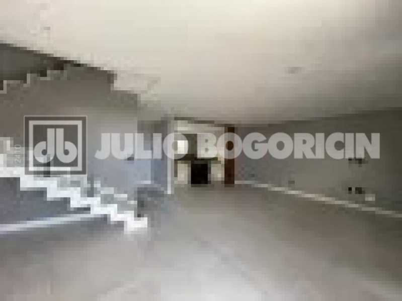 6fa09b78-37b1-49c8-afba-65fe44 - 11