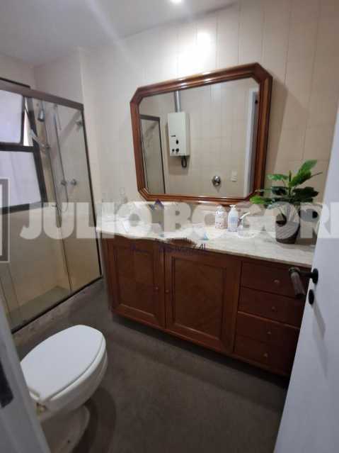 d1b760e6-88d9-4187-9a62-7d878f - 27