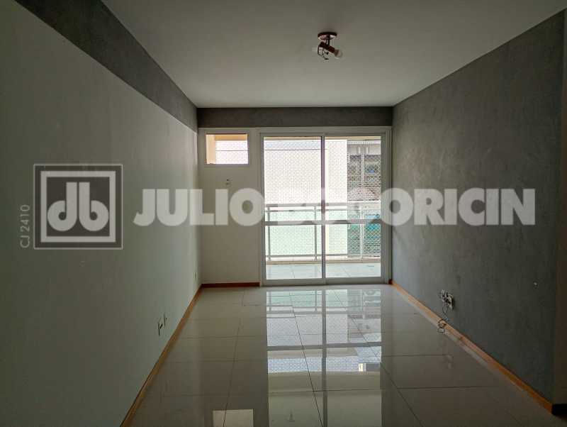 Conheça WhatsApp Image 2026-04-29 at 1 do imóvel - Freguesia/ Jacarepaguá/ Lindo apartamento/ Condomínio Village Botanique/ 91M²/ Vazio/ 02 dormitórios/ 03 banheiros/ Infraestrutura/ Agende sua visita! - JBJ204328 - 3 WhatsApp Image 2026-04-29 at 1 - 3
