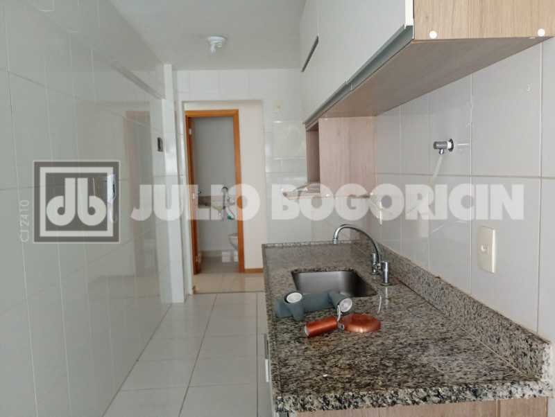 Conheça WhatsApp Image 2026-04-29 at 1 do imóvel - Freguesia/ Jacarepaguá/ Lindo apartamento/ Condomínio Village Botanique/ 91M²/ Vazio/ 02 dormitórios/ 03 banheiros/ Infraestrutura/ Agende sua visita! - JBJ204328 - 22 WhatsApp Image 2026-04-29 at 1 - 22