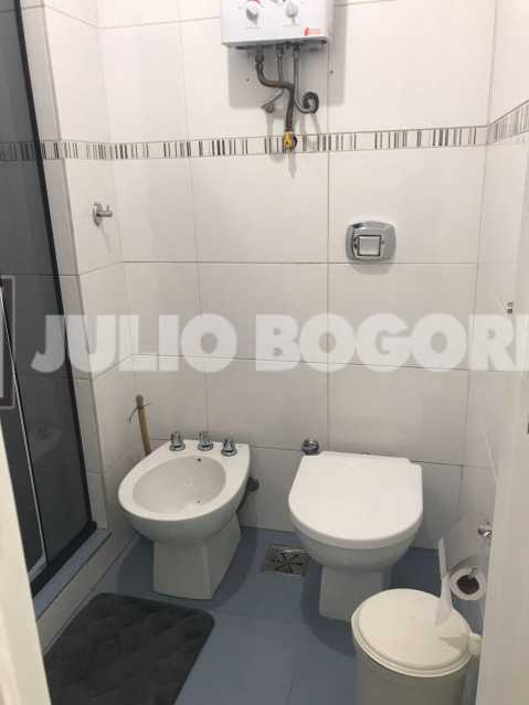 Conheça 17 do imóvel - PRAIA DO FLAMENGO - R$ 990 mil - 2 QUARTOS - REFORMADO - MOBILIADO - INFRA TOTAL - VAGA ESCRITURADA E SOLTA - PORTARIA 24 HS - JBF29621 - 17 17 - 17