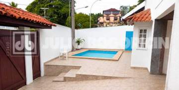 Freguesia casa duplex 4 quartos piscina churrasqueira. Localização privilegiada! - JBJ602078