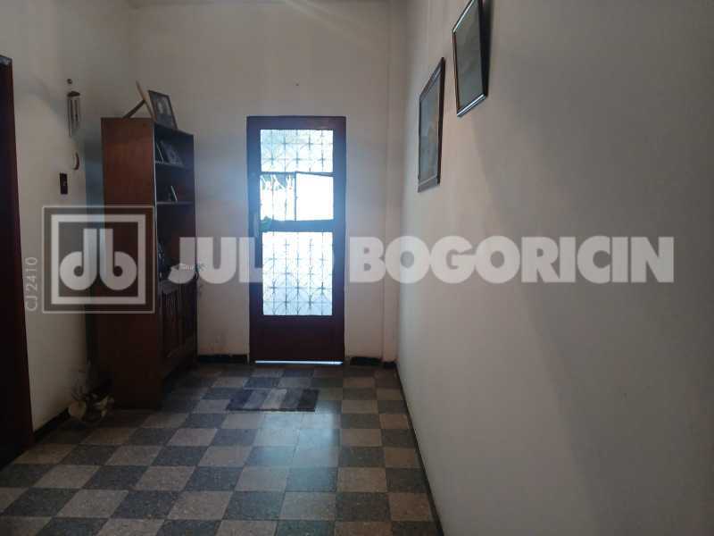 WhatsApp Image 2026-04-20 at 1 - 4