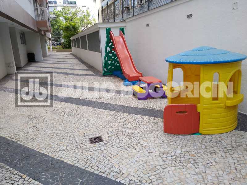 WhatsApp Image 2026-04-22 at 1 - 31