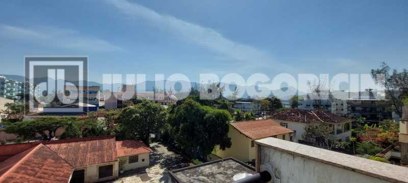 bb4c8b42-4a52-4462-99ad-e05b6e - 17