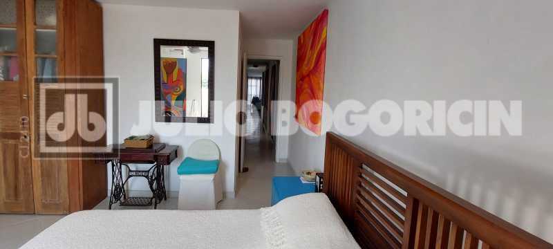 bb4c8b42-4a52-4462-99ad-e05b6e - 16