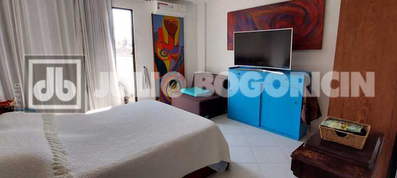 bb4c8b42-4a52-4462-99ad-e05b6e - 15