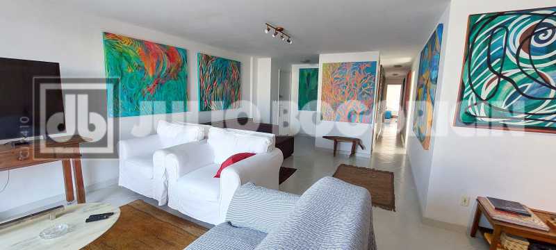 bb4c8b42-4a52-4462-99ad-e05b6e - 9