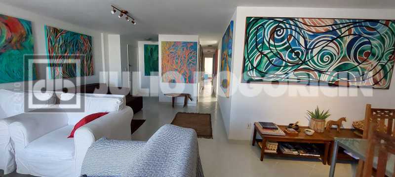 bb4c8b42-4a52-4462-99ad-e05b6e - 11