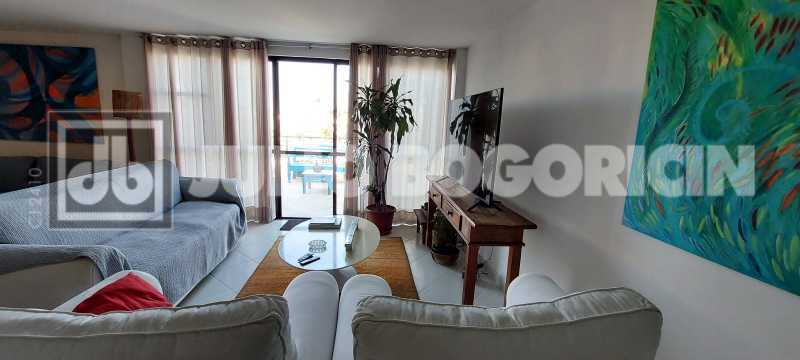 bb4c8b42-4a52-4462-99ad-e05b6e - 12