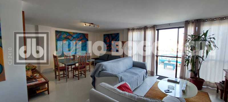 bb4c8b42-4a52-4462-99ad-e05b6e - 13