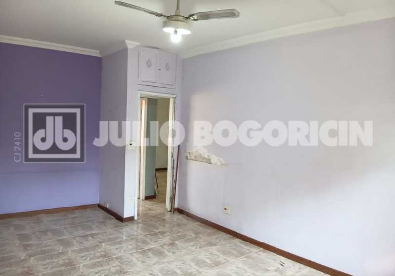 13 CASA TERREO QUARTO2. - 13