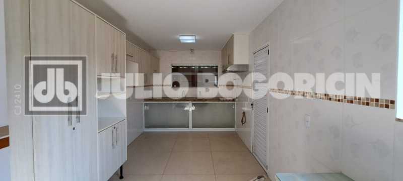 4af28f0d-f9cd-4d0c-89ad-63fdf9 - 22