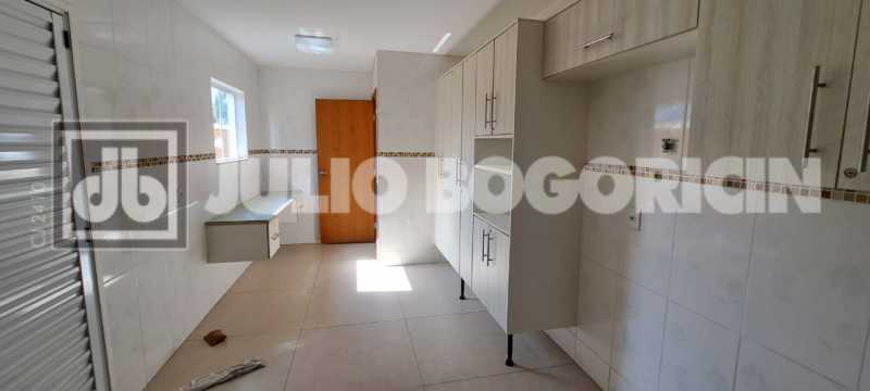 8149f045-53db-419b-a05e-01d699 - 23