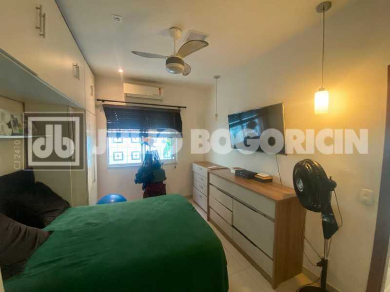 17ilhadogovernadormonerocasali - 17