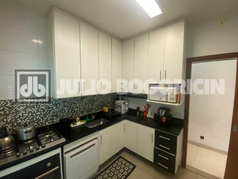 25ilhadogovernadormonerocasali - 25