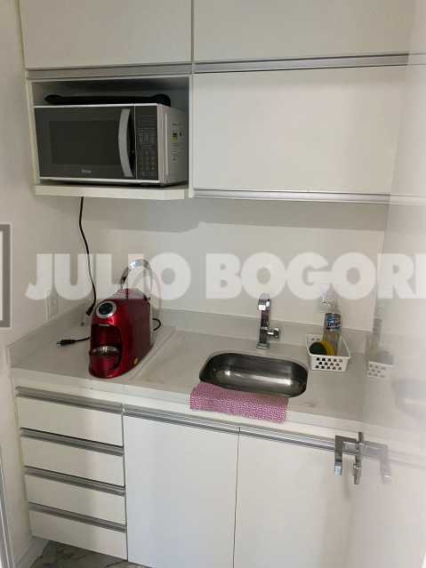 6c115a0f-8946-4e6c-9778-8f6e9f - 12