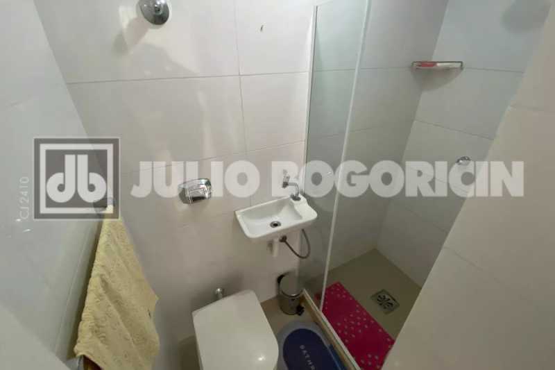 original895142043-526.46922003 - 8