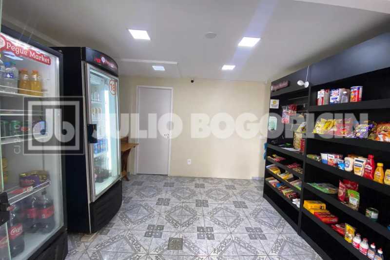 original895142043-640.81406311 - 30