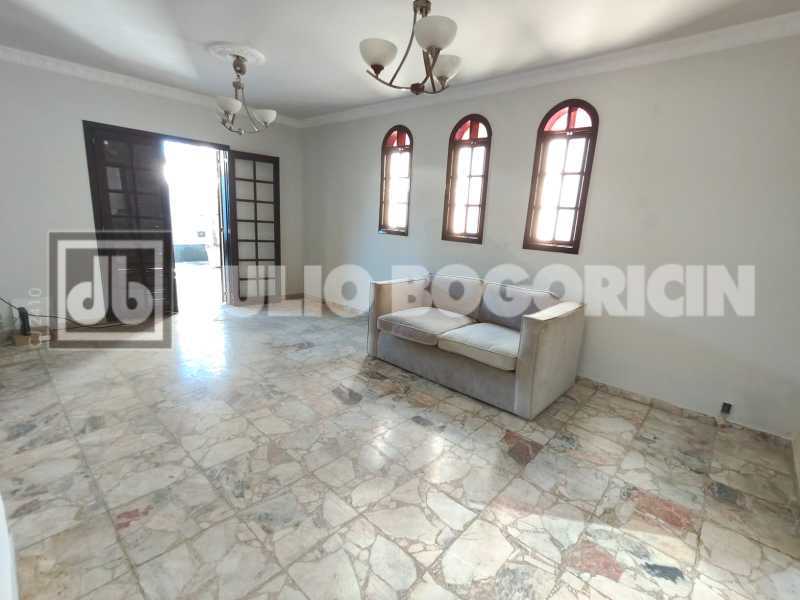 10Bancarioscasavarandaamplasal - 9