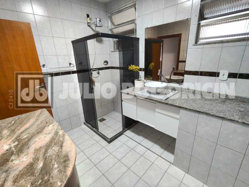 23Bancarioscasavarandaamplasal - 23