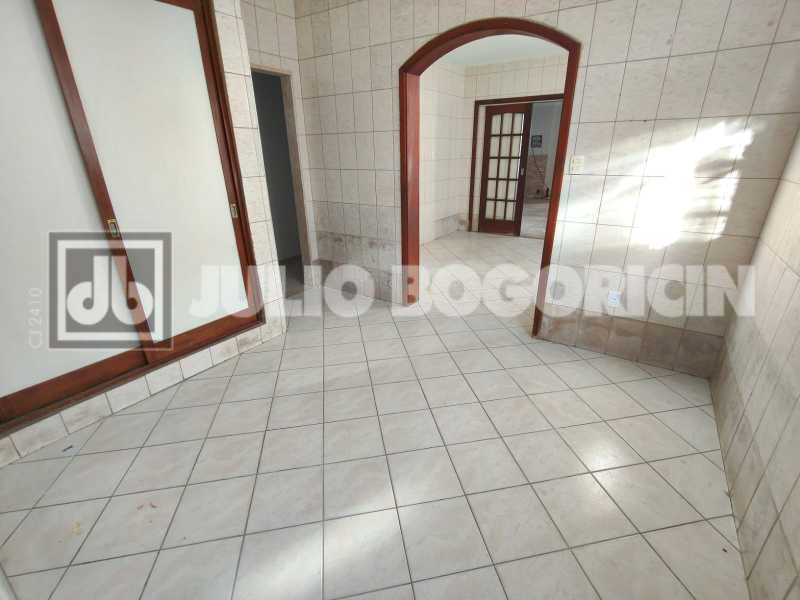 29Bancarioscasavarandaamplasal - 29